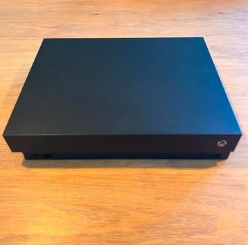 Xbox One X 1TB beschikbaar voor biedingen