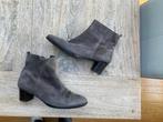 Hassia enkellaarsjes taupe bruin mt 6.5, Kleding | Dames, Schoenen, Lage of Enkellaarzen, Ophalen of Verzenden, Hassia, Bruin