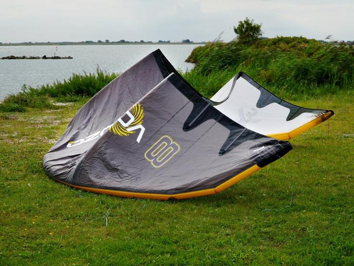 Ozone Vortex - 8m - Aluula kite - topstaat, Watersport en Boten, Kitesurfen, Zo goed als nieuw, Kite, 8 m², Geen board, Ophalen of Verzenden