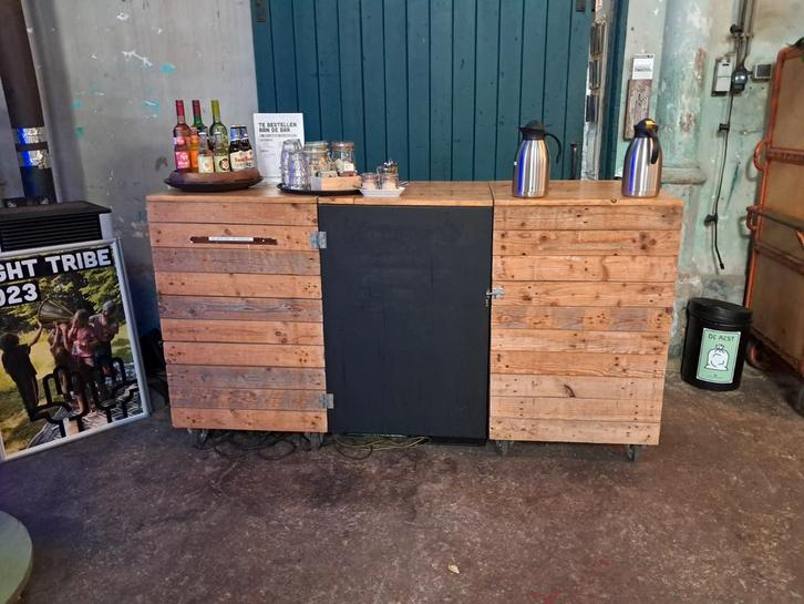 Houten Bar - Perfect voor Feestjes!, Huis en Inrichting, Barren, Gebruikt, Ophalen