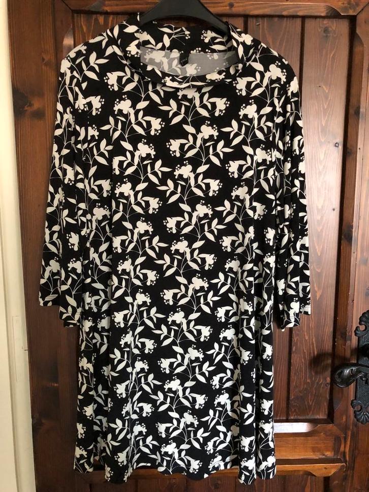 Tuniek Yoek Maat L (46/48), Kleding | Dames, Grote Maten, Zo goed als nieuw, Blouse of Tuniek, Zwart, Ophalen of Verzenden