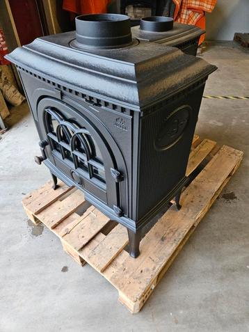 Jotul F8 TD (Top draft) houtkachel als nieuw beschikbaar voor biedingen
