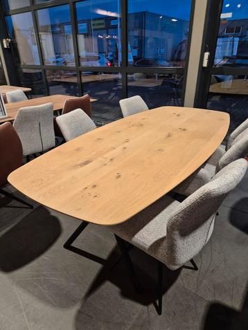 deens ovaal massief eiken natuur lak 220 x 100  beschikbaar voor biedingen