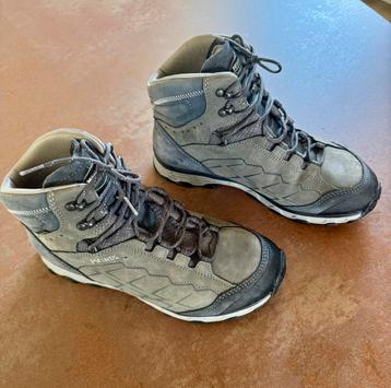 Te koop - dames MEINDLE comfort wandelschoenen 42,5 beschikbaar voor biedingen