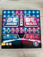 De jongens tegen de meisjes spel, Hobby en Vrije tijd, Gezelschapsspellen | Bordspellen, Ophalen of Verzenden, Zo goed als nieuw