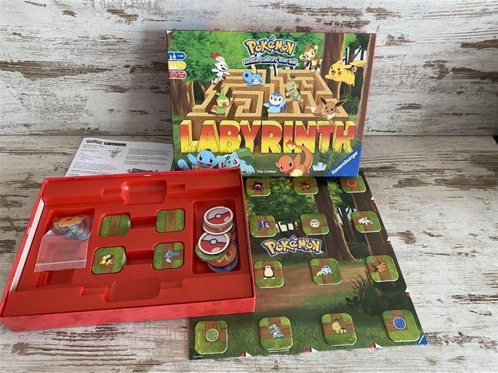Pokemon labyrinth ravensburger [s864], Hobby en Vrije tijd, Gezelschapsspellen | Bordspellen, Zo goed als nieuw, Ophalen of Verzenden