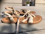 Teenslippers - slippers Toms maat 42, Slippers, Ophalen of Verzenden, Toms, Gedragen