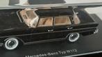 Mercedes Benz 220 Heckflosse 1:43 Spark Pol, Hobby en Vrije tijd, Modelauto's | 1:43, Ophalen of Verzenden, Zo goed als nieuw