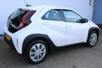Toyota Aygo X 1.0 VVT-i MT Play | Achteruitrijcamera | Stoel, Stof, Gebruikt, 920 kg, 4 stoelen