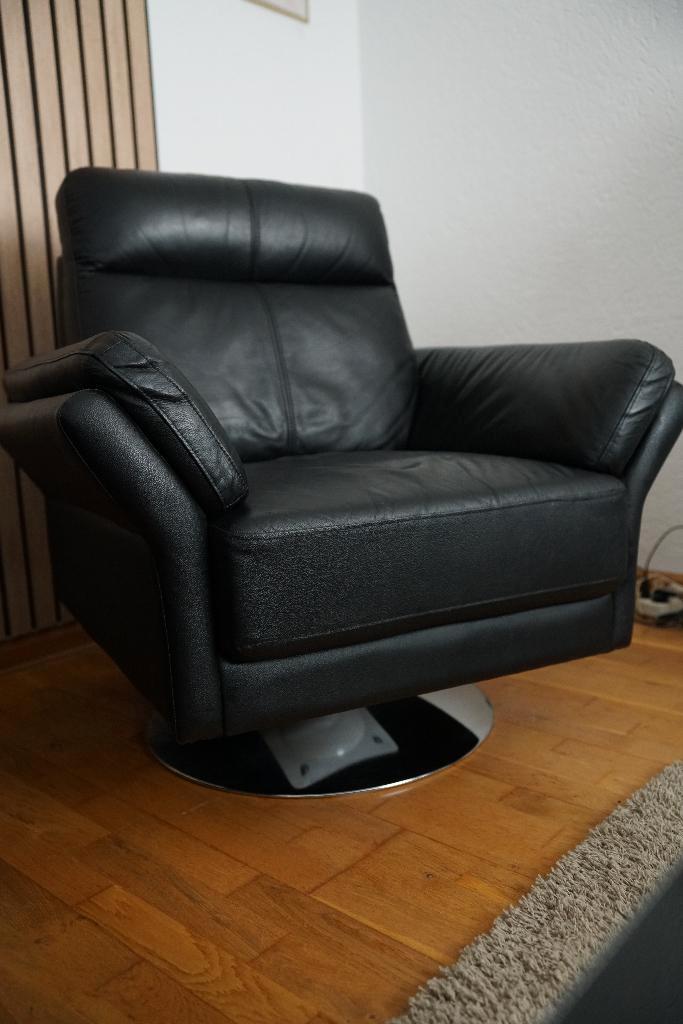 Runder lederen draaifauteuils in zwart 2023 nieuw 898 nu 348, Huis en Inrichting, Fauteuils, Nieuw, 50 tot 75 cm, Ophalen