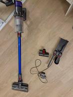 Dyson V11 Absolute Stofzuiger - defecte accu, Ophalen, Stofzuiger, Zo goed als nieuw, Minder dan 1200 watt