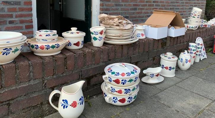 Een heleboel Boerenbont servies, Huis en Inrichting, Keuken | Servies, Gebruikt, Bord(en), Boerenbont, Aardewerk, Ophalen