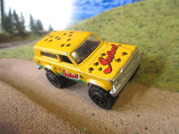 1:64 Jeep Grand Cherokee 1970's - Majorette Safari, Hobby en Vrije tijd, Modelauto's | Overige schalen, Gebruikt, Auto, Ophalen of Verzenden