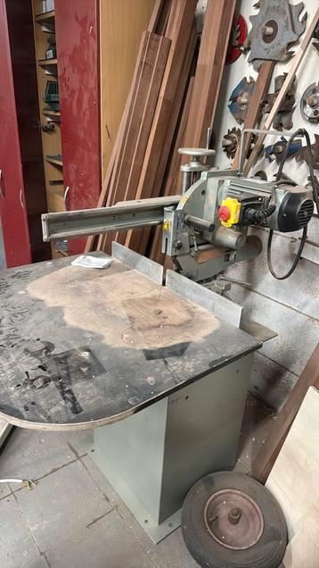 Graule Afkortzaag machine beschikbaar voor biedingen