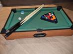 Mini Pooltafel
Kompleet met ballen 2 keu's en krijt., Sport en Fitness, Biljarten en Poolen, Ophalen of Verzenden, Zo goed als nieuw