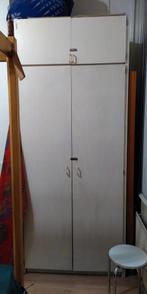 Ruime, hoge kledingkast, wit, hangkast en legkast, Huis en Inrichting, Kasten | Kledingkasten, Ophalen, Overige materialen, Gebruikt