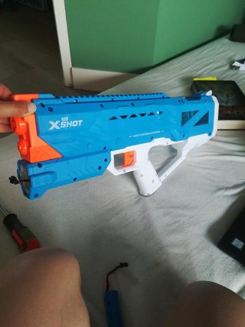 Elektrisch waterpistool Zuru x-shot beschikbaar voor biedingen