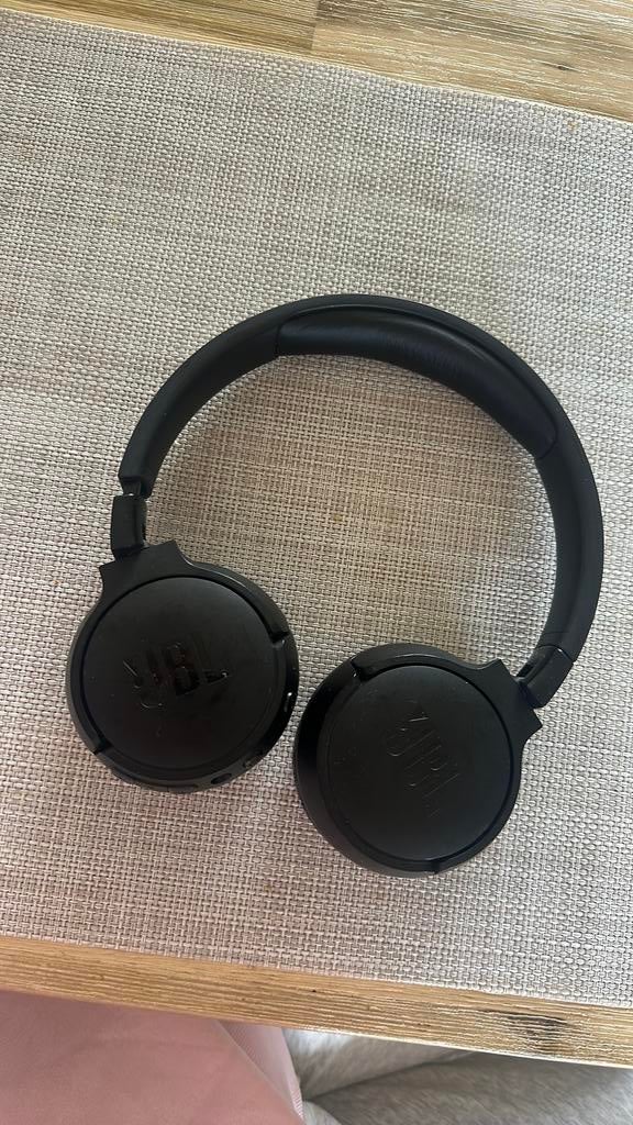 JBL tune  520BT zwart koptelefoons, Ophalen of Verzenden, Zo goed als nieuw, Overige merken