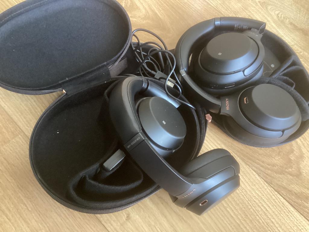 2 x Sony WH 1000x  WM 3 koptelefoons, Ophalen of Verzenden, Zo goed als nieuw, Sony