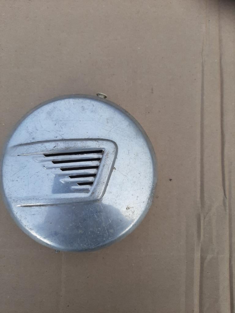 Ontstekings afdekkapje , voor Peugeot 102,  103 of 104, Fietsen en Brommers, Brommeronderdelen | Oldtimers, Ophalen of Verzenden
