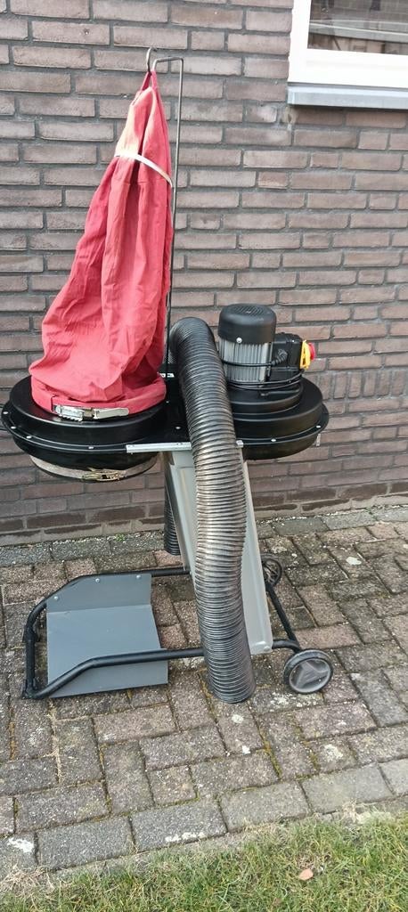 Hele nette weinig gebruikte stofafzuiger, Ophalen, Zo goed als nieuw