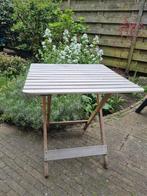 Vergrijsd houten tuin-/balkon klaptafeltje., Ophalen, Gebruikt, Vierkant, Hout