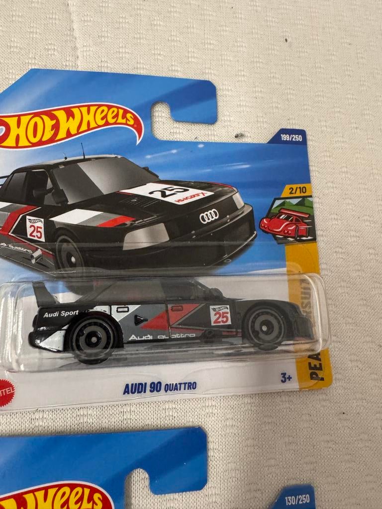 Hot Wheels Audi Quattro + audi r8 spyder, Overige merken, 1:50 of kleiner, Auto, Nieuw