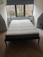 Tweepersoonsbed met lattenbodem en matras- Zwart metaal, Huis en Inrichting, Slaapkamer | Bedden, Ophalen, Gebruikt, Zwart, Tweepersoons