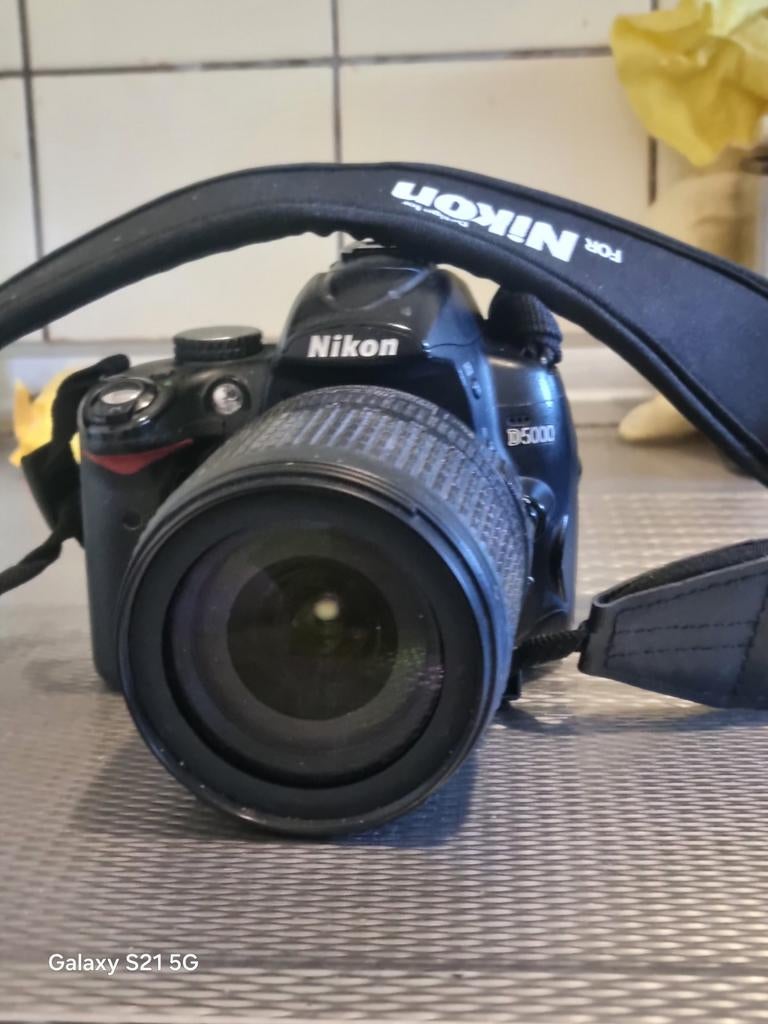 Nikon D5000 Spiegelreflexcamera met DX SWM VR ED IF lens, Spiegelreflex, Ophalen of Verzenden, Zo goed als nieuw, Nikon
