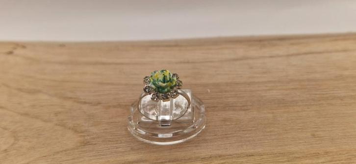 Leuke kinderring met bloemdesign, Sieraden, Tassen en Uiterlijk, Kindersieraden, Ophalen of Verzenden