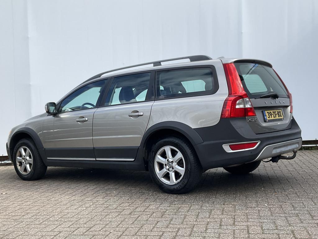 Volvo XC70 3.2 Momentum Youngtimer Automaat Trekhaak Leer Cr, Automaat, 238 pk, Parkeersensor, XC70