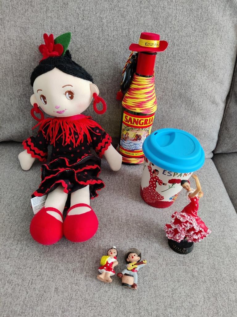 Lotje Spaanse en Flamenco spullen pop beeldjes sangria mok, Ophalen of Verzenden