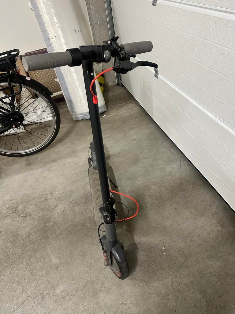 Elektrische step - 31 km/u, 3 snelheidsstanden, Fietsen en Brommers, Steps, Ophalen, Gebruikt, Elektrische step (E-scooter)