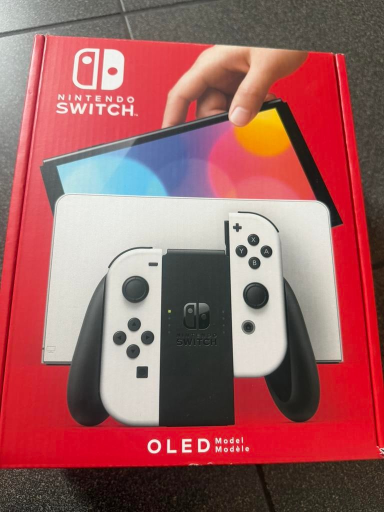 Nintendo Switch OLED Wit - Zo goed als nieuw, Spelcomputers en Games, Spelcomputers | Nintendo Switch, Met games, Zo goed als nieuw