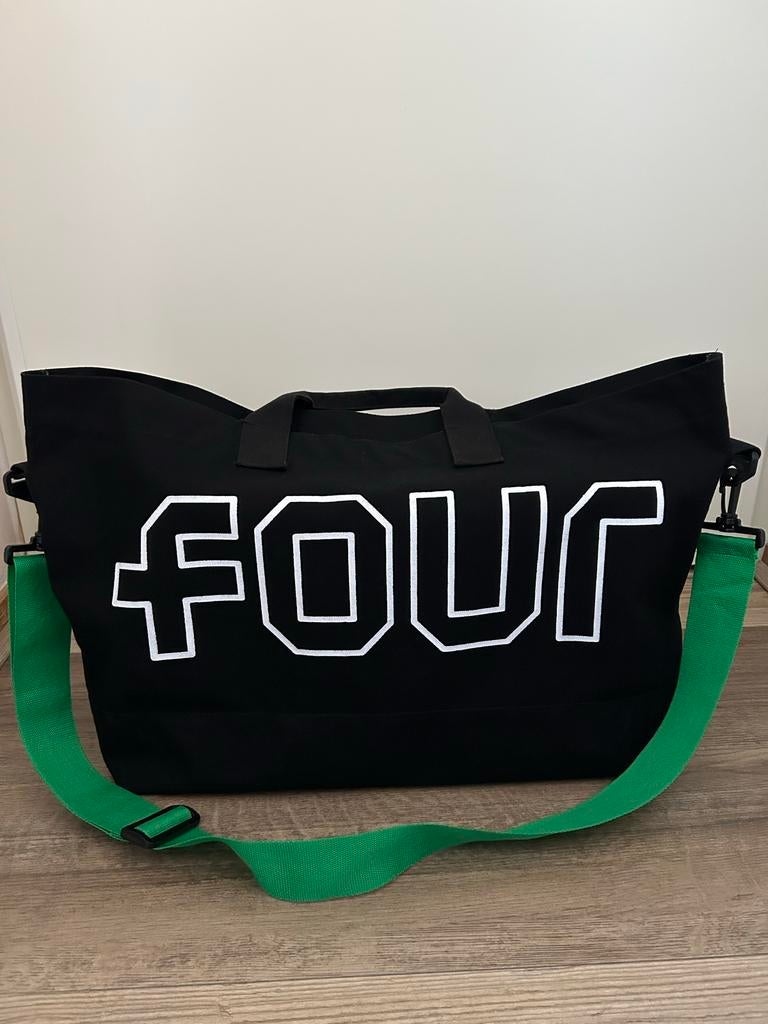 Four Amsterdam Tas Maat L Nieuw, Sieraden, Tassen en Uiterlijk, Tassen | Schoudertassen, Ophalen of Verzenden, Nieuw, Zwart, Overige merken
