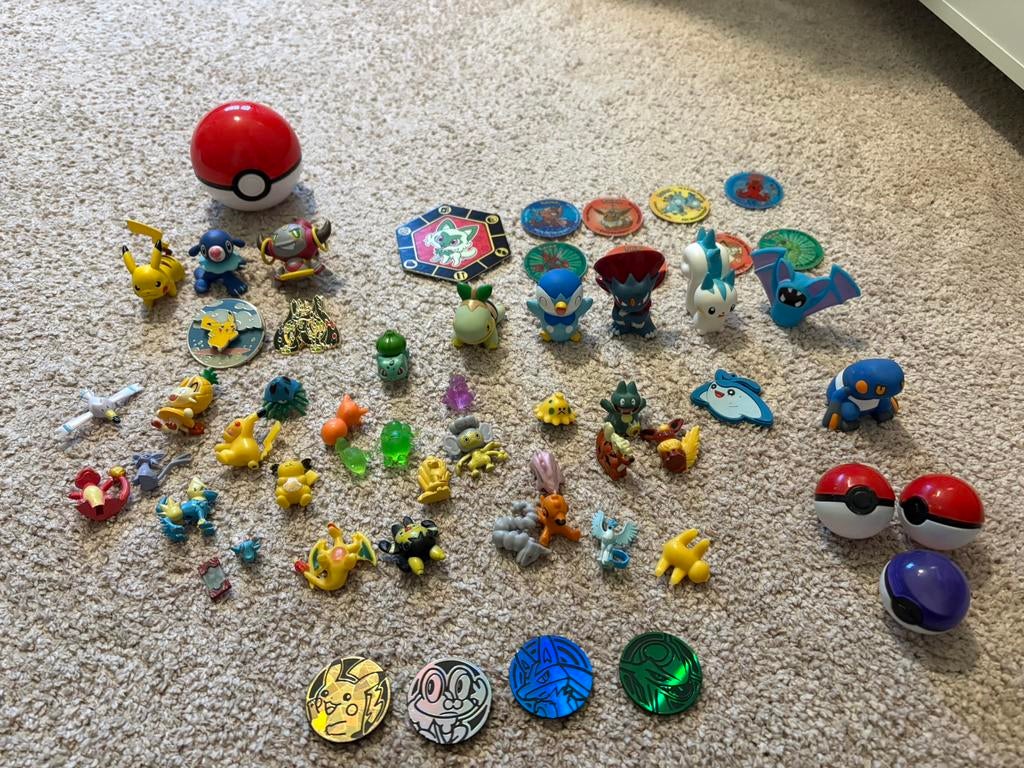 Pokemon poppetjes en coins, Verzamelen, Ophalen of Verzenden, Gebruikt