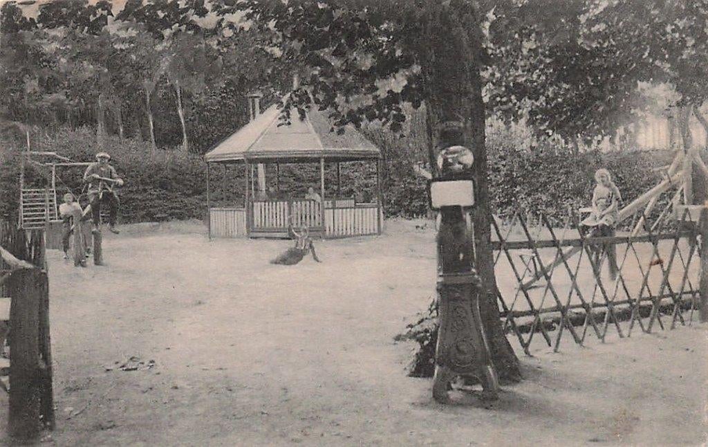 AM073 Woudenberg Cafe Bergzicht Auto Garage Speeltuin ca1925, Verzamelen, Ansichtkaarten | Nederland, Gelopen, Utrecht, 1920 tot 1940