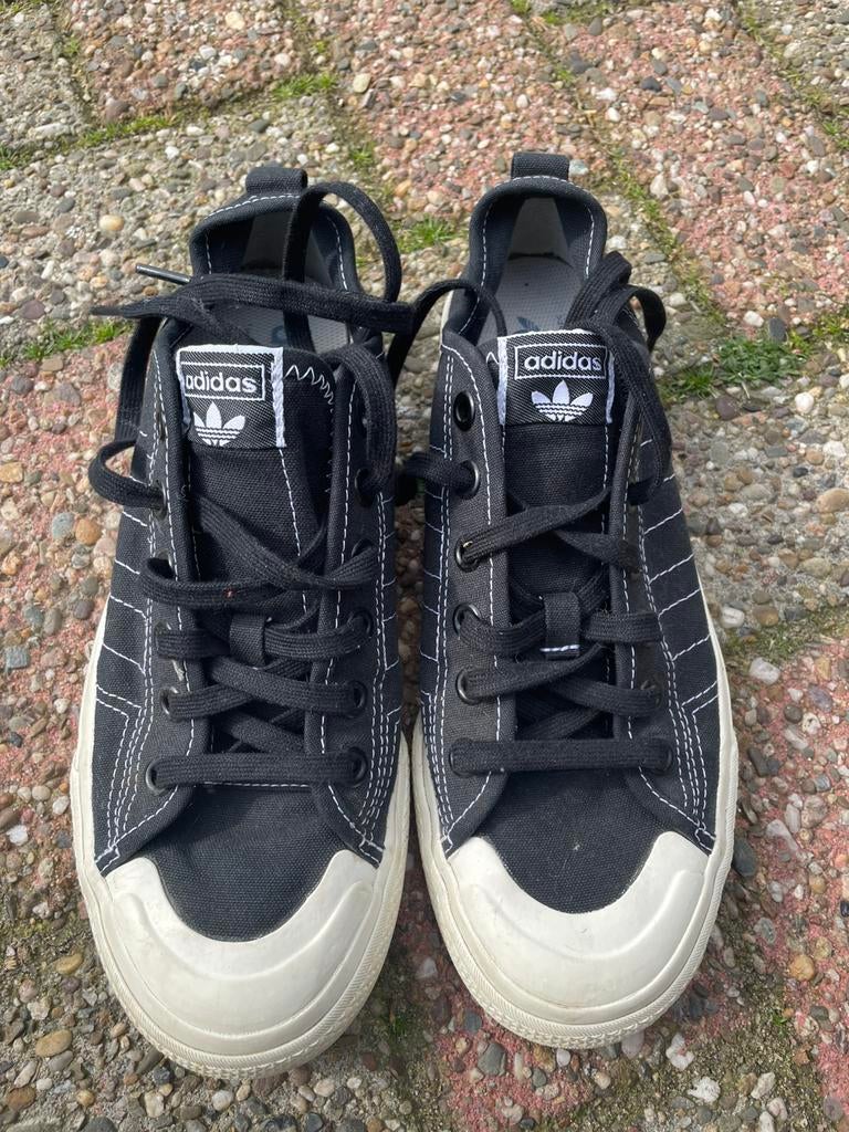 Adidas nizza, Ophalen, Gedragen, Sneakers of Gympen