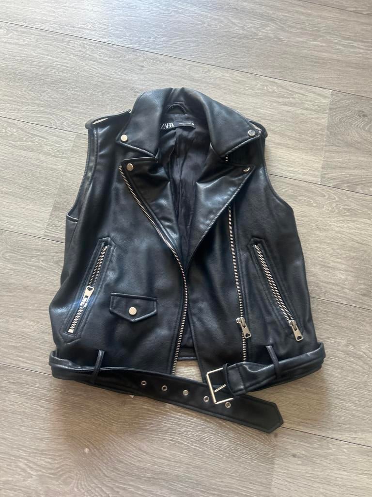 Zwarte leren gilet van Zara, maat M, Ophalen of Verzenden, Gedragen, Maat 38/40 (M), Zwart