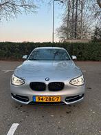 BMW 1-Serie 114I Motorschade!, Achterwielaandrijving, Zwart, 4 cilinders, 1200 kg