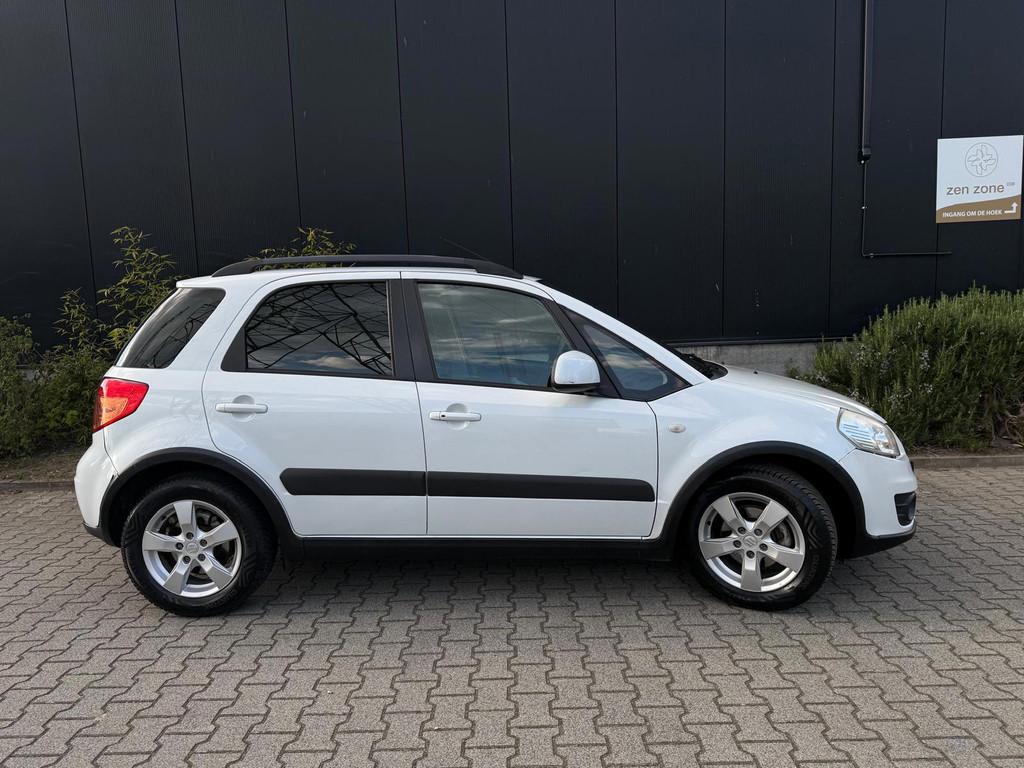Suzuki SX4 1.6 Exclusive, Auto's, Suzuki, Euro 5, 15 km/l, Gebruikt, 4 cilinders