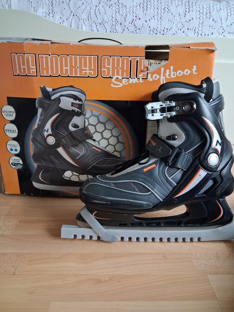 Ijs hokey schaatsen maat 44, Sport en Fitness, Schaatsen, Ophalen, Noren