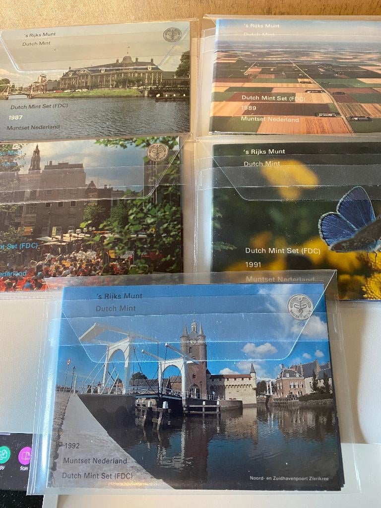 5 fdc jaarsets, Postzegels en Munten, Munten | Nederland, Ophalen of Verzenden, Koningin Beatrix, Overige waardes