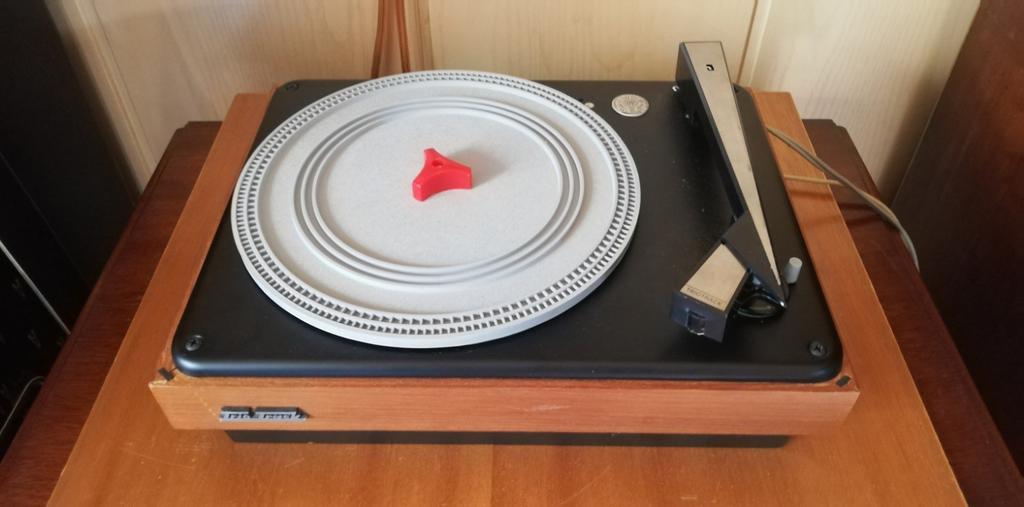 Triotrack 643 Platenspeler, Ophalen