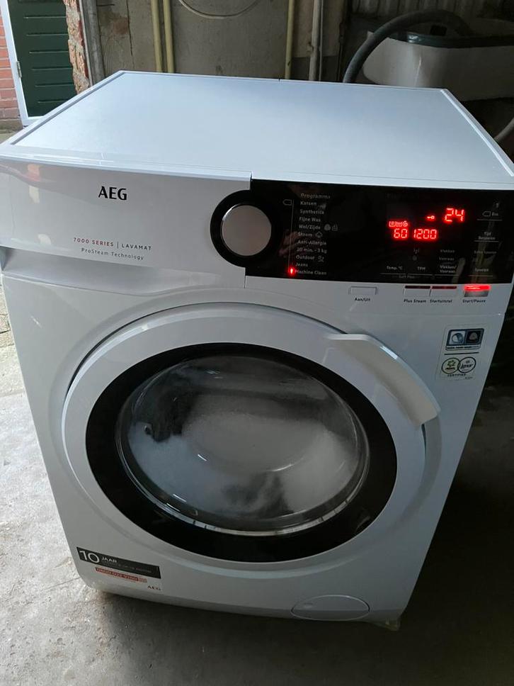 AEG Lavamat 7000 ProSteam Technology, Witgoed en Apparatuur, Wasmachines, Zo goed als nieuw, 6 tot 8 kg, 85 tot 90 cm, 1600 toeren of meer