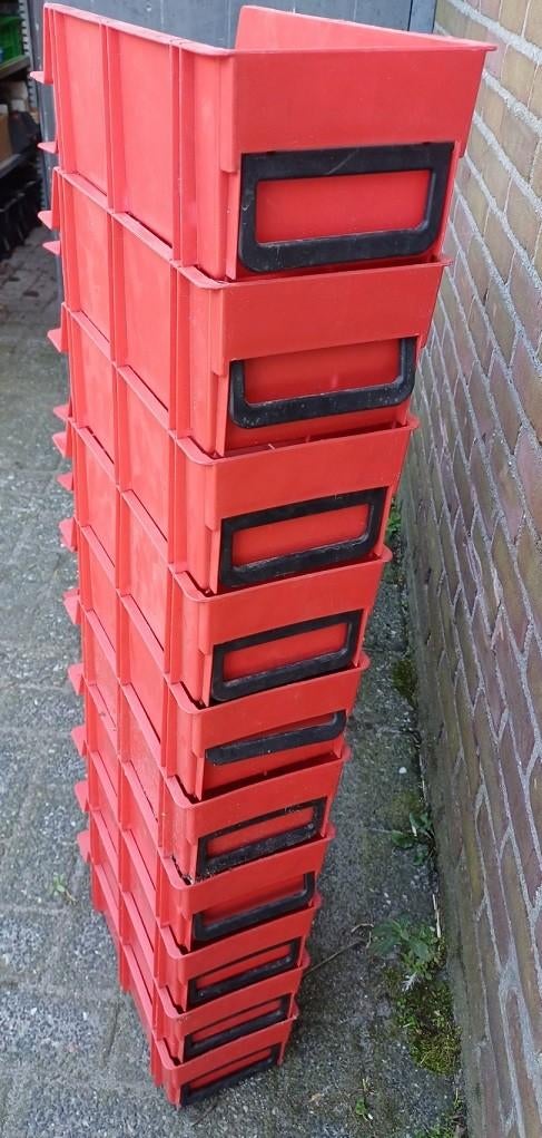 Kunststof magazijnbak grijpbak, Ophalen, Zo goed als nieuw