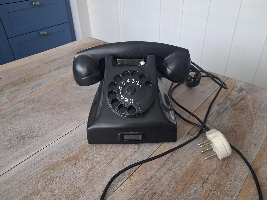 Leuke oude bakelieten telefoon, Telecommunicatie, Vaste telefoons | Niet Draadloos, Ophalen of Verzenden