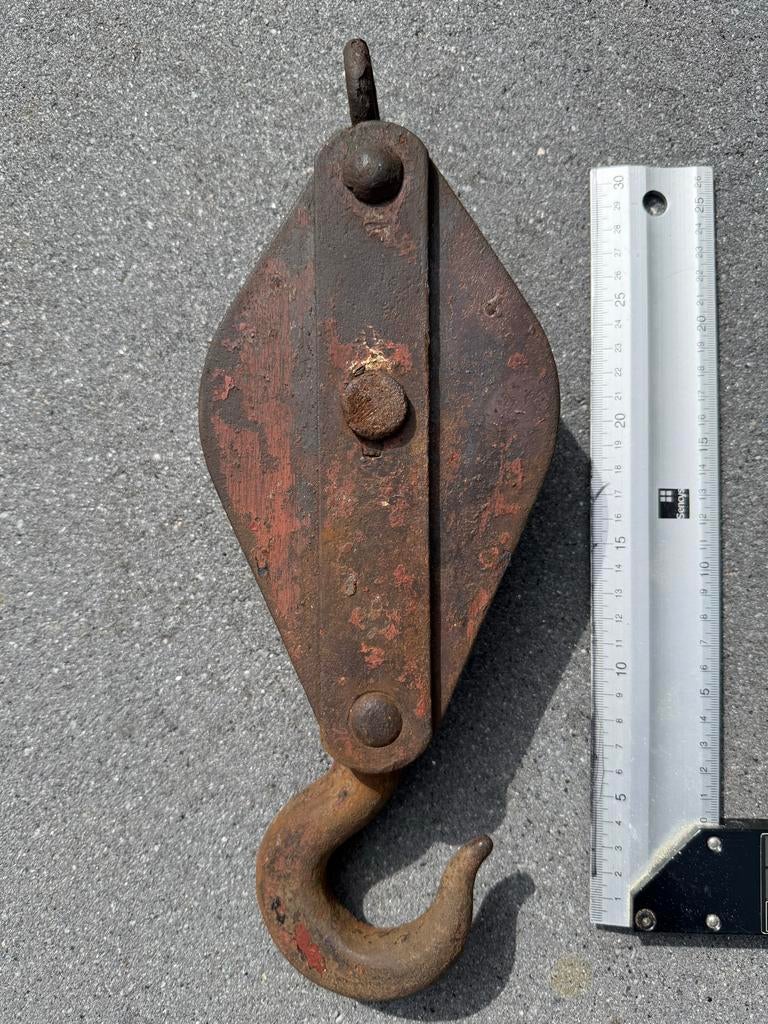 Katrol met Haak, Ophalen, Gebruikt, Handmatig