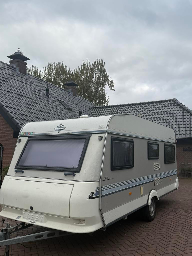 Hobby caravan, Caravans en Kamperen, Caravans, Particulier, tot en met 4, Rondzit, Hobby, Kachel, Ophalen
