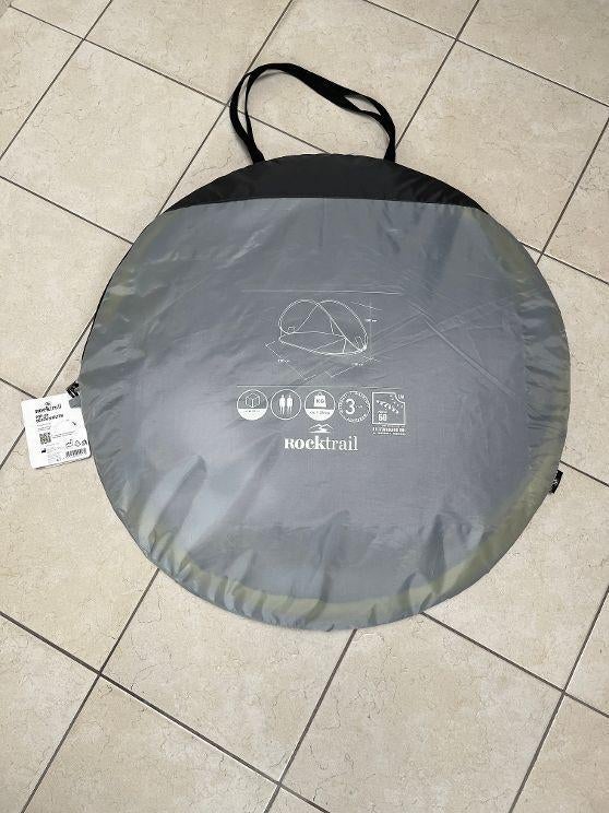 Rocktrail pop-up beach shelter, Caravans en Kamperen, Ophalen, Zo goed als nieuw, Tot en met 2